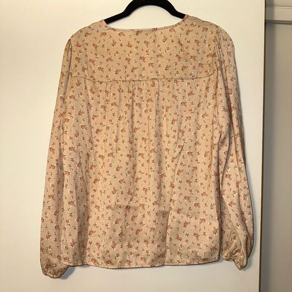 Madewell Satin Puff-Sleeve V-Neck Top in Baby's Breath Pink Medium EUC - Picture 6 of 11